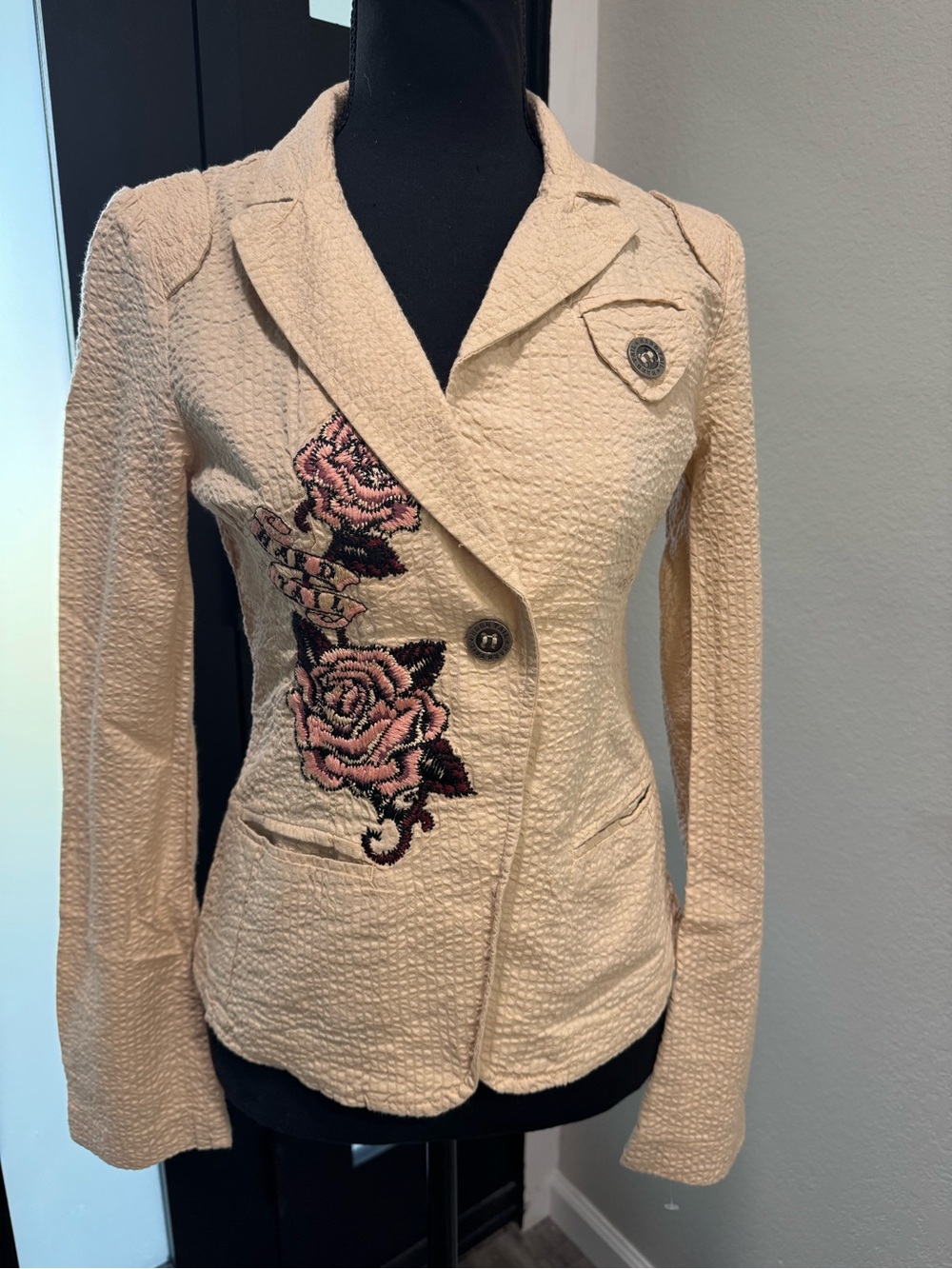 NWT Hard Tail Cream Color Blazer with Pink Rose Embroidery